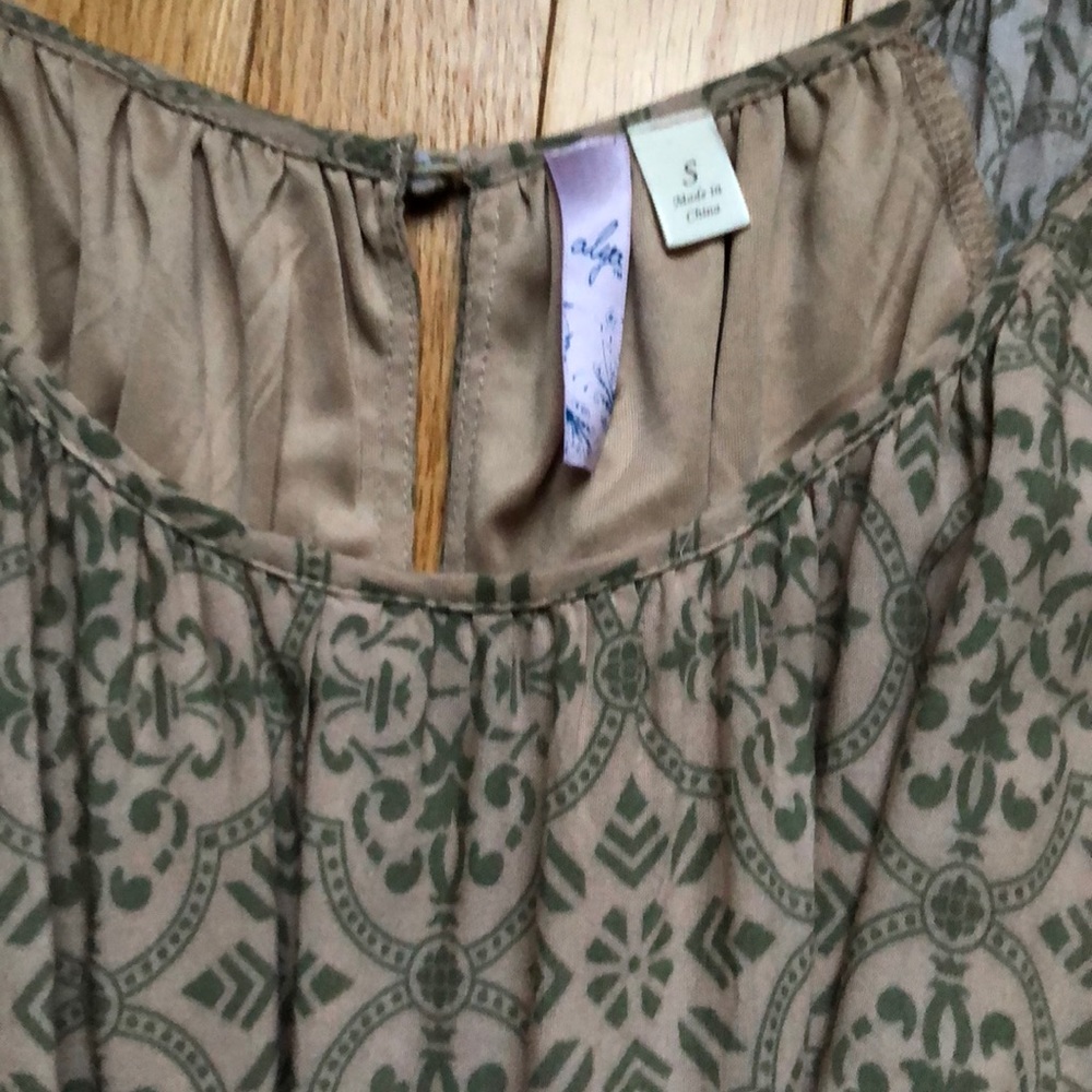 FRANCESCA’S Patterned Embroidered Mini Dress S - Picture 2 of 3
